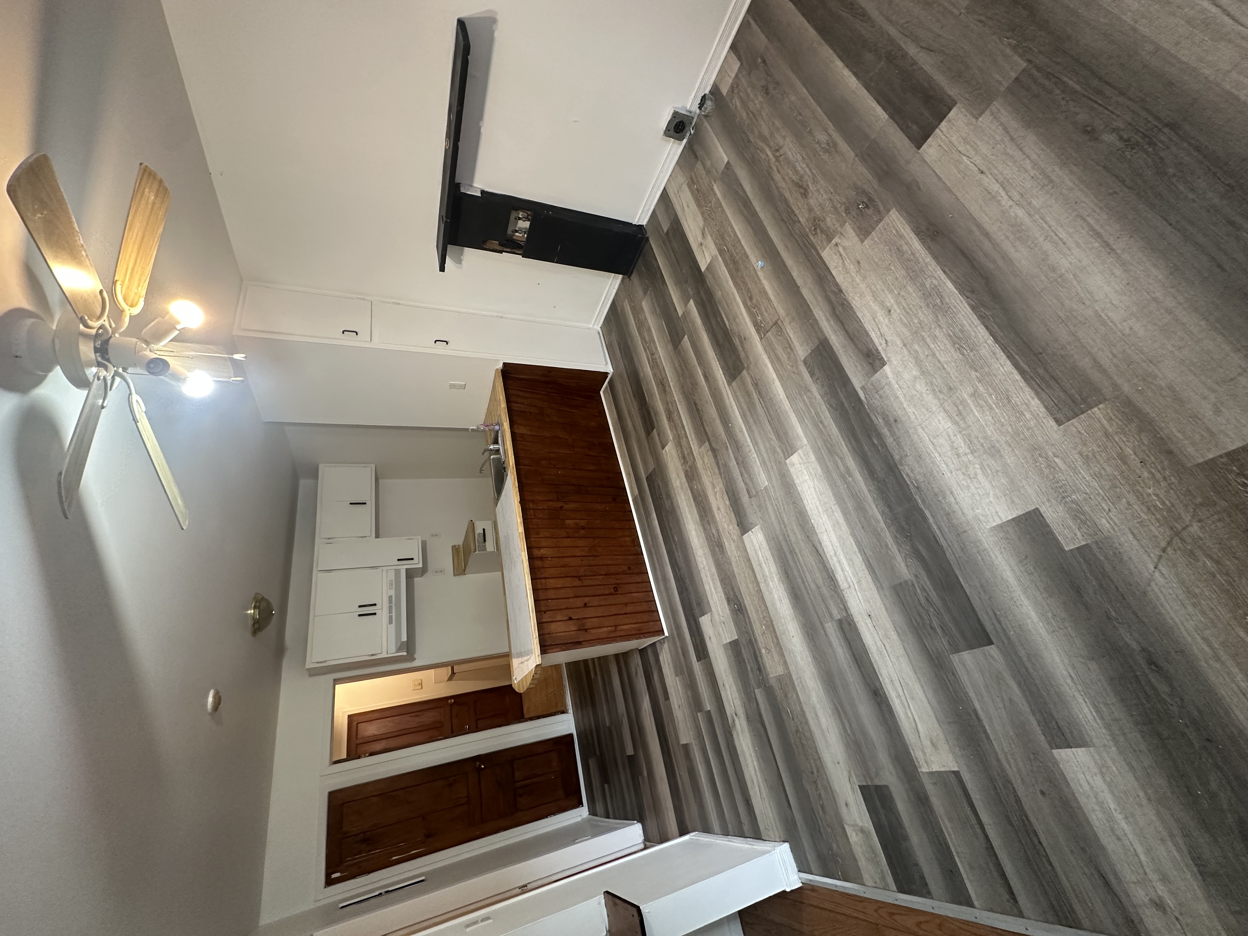 Rue de Courcelette, Mont-Bellevue — photo 1