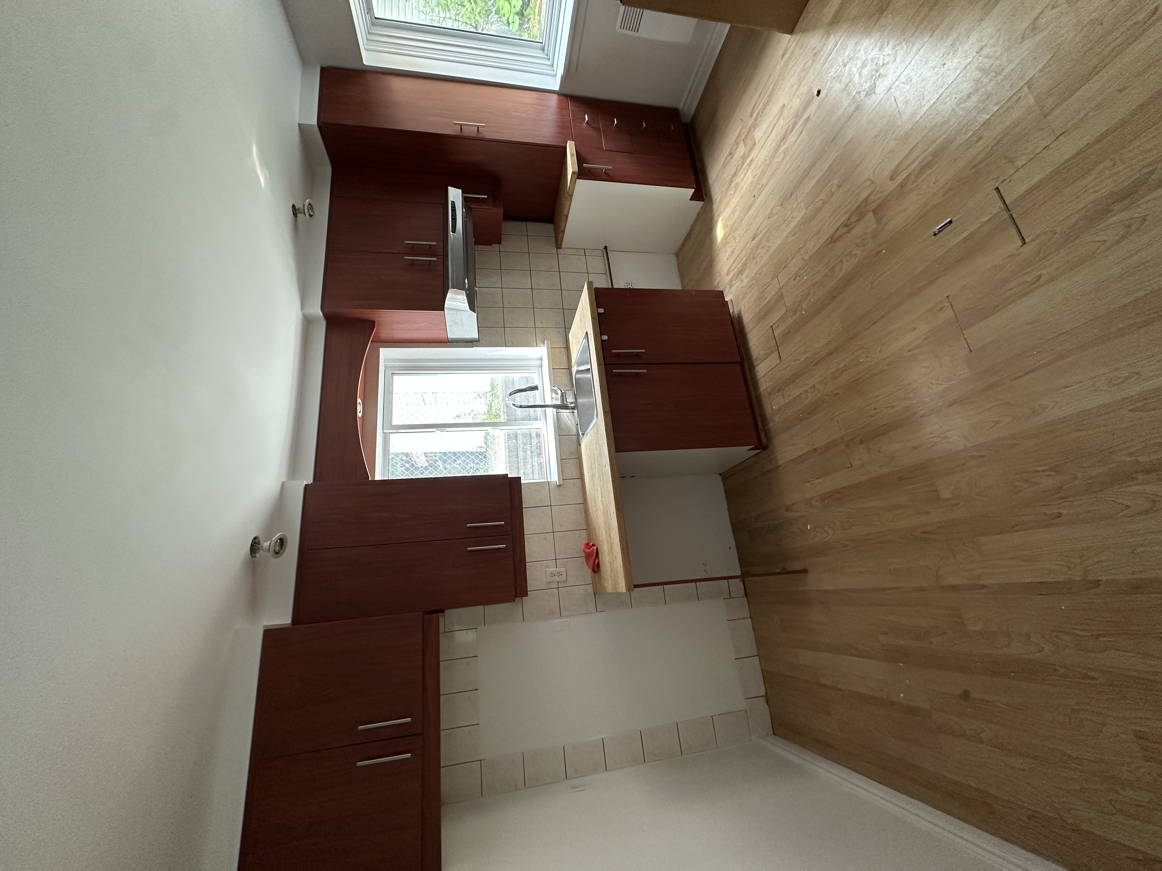 Rue Florence, Mont-Bellevue — photo 1